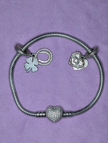 Pandora bracelet with - , charms